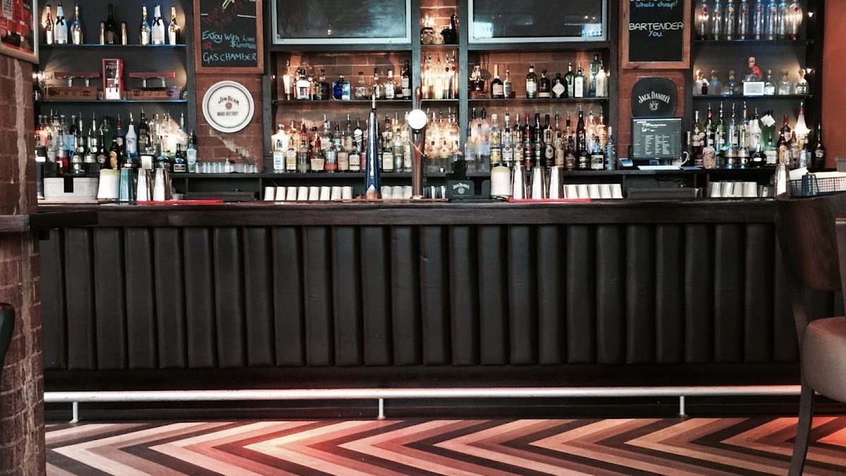 Stereo Bar — photo 1