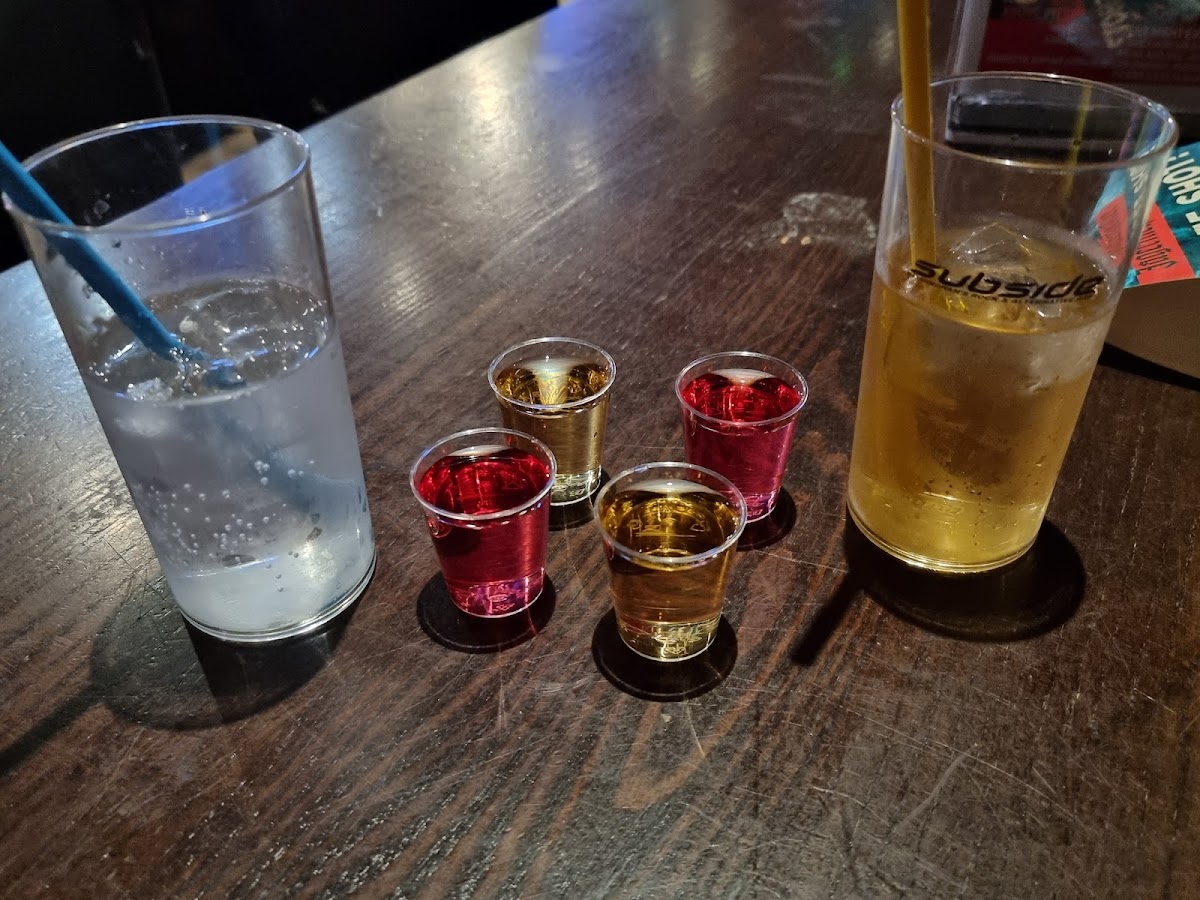 Subside Bar — photo 2