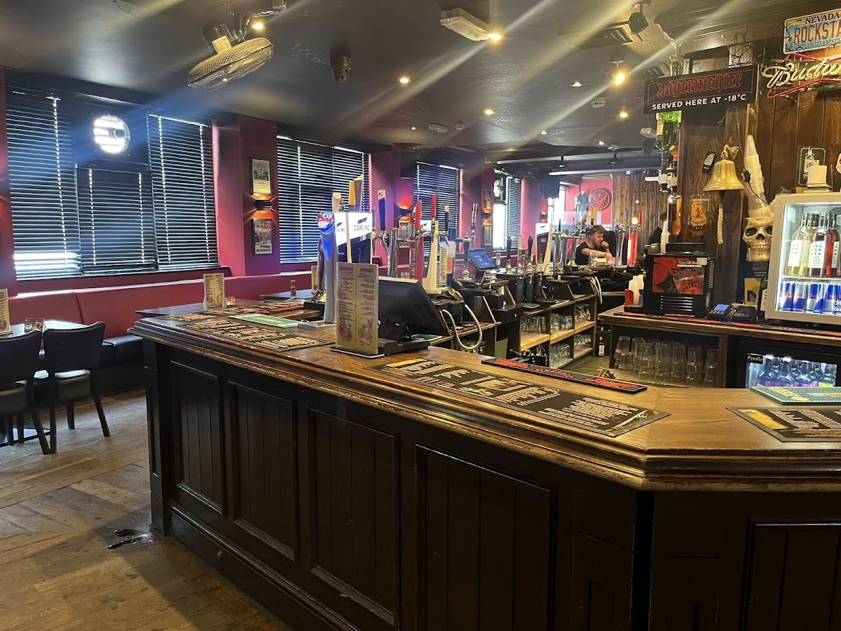 Subside Bar — photo 4