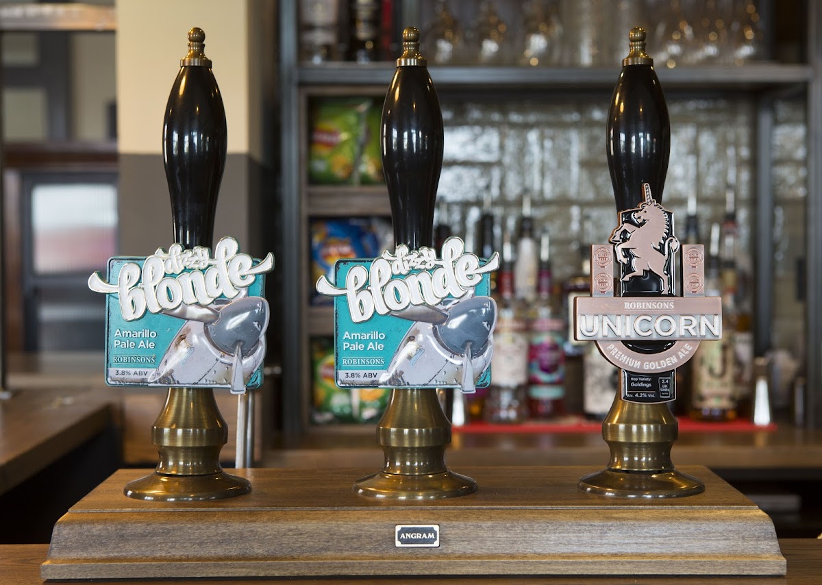 The Armoury, Shaw Heath — photo 2