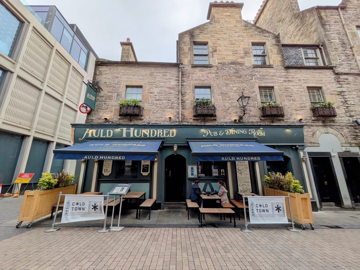 The Auld Hundred — photo 4