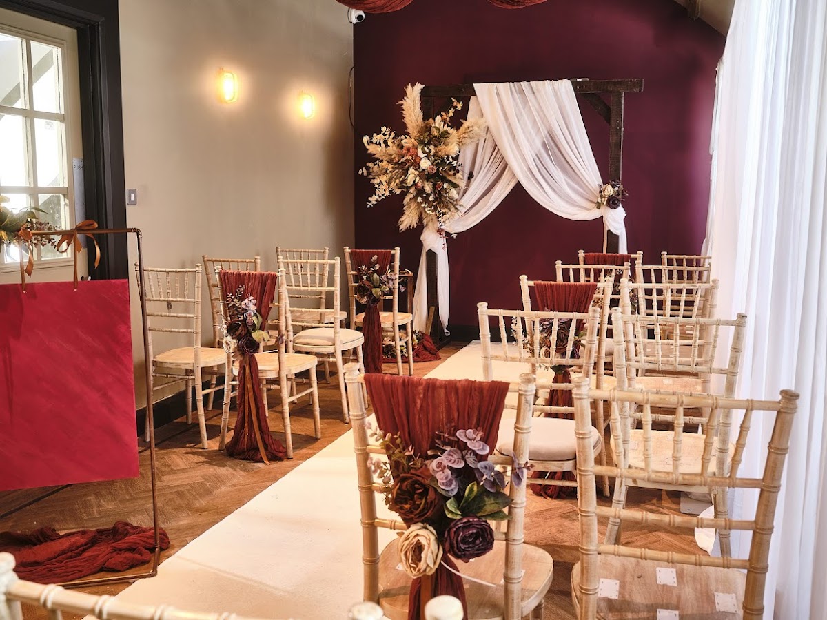 The Beehive Belfast — photo 1