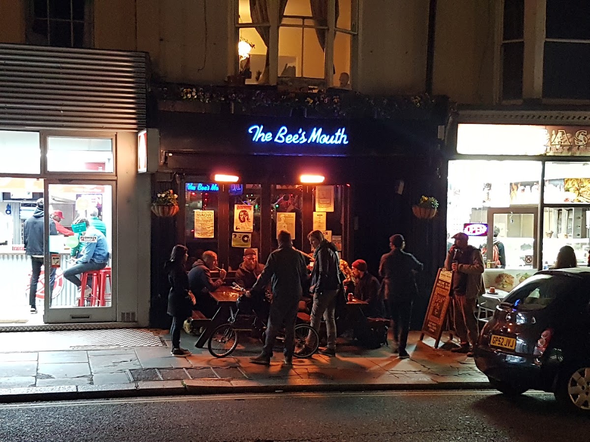 The Bee's Mouth — photo 1