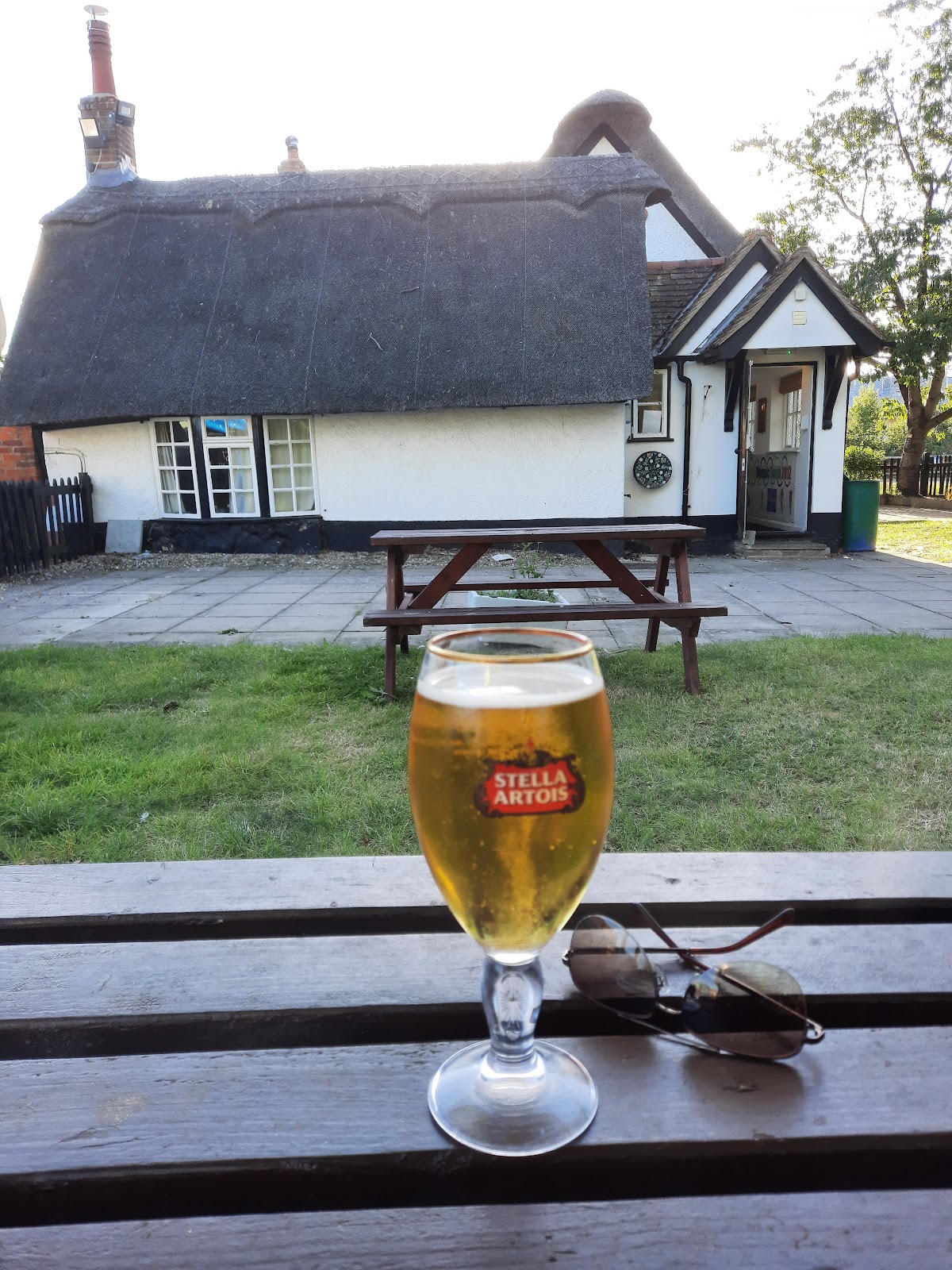 The Bell Cotton End — photo 1