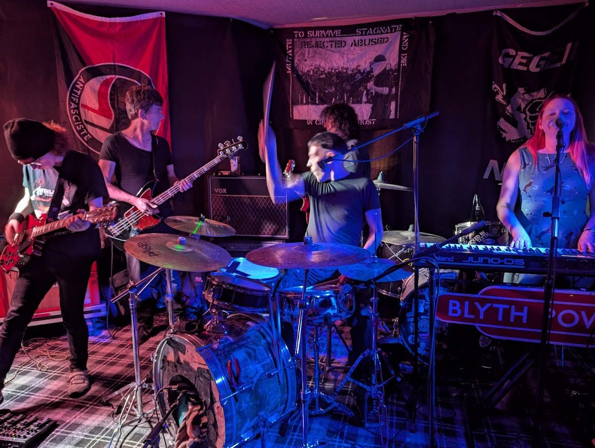 The Blossoms — photo 3