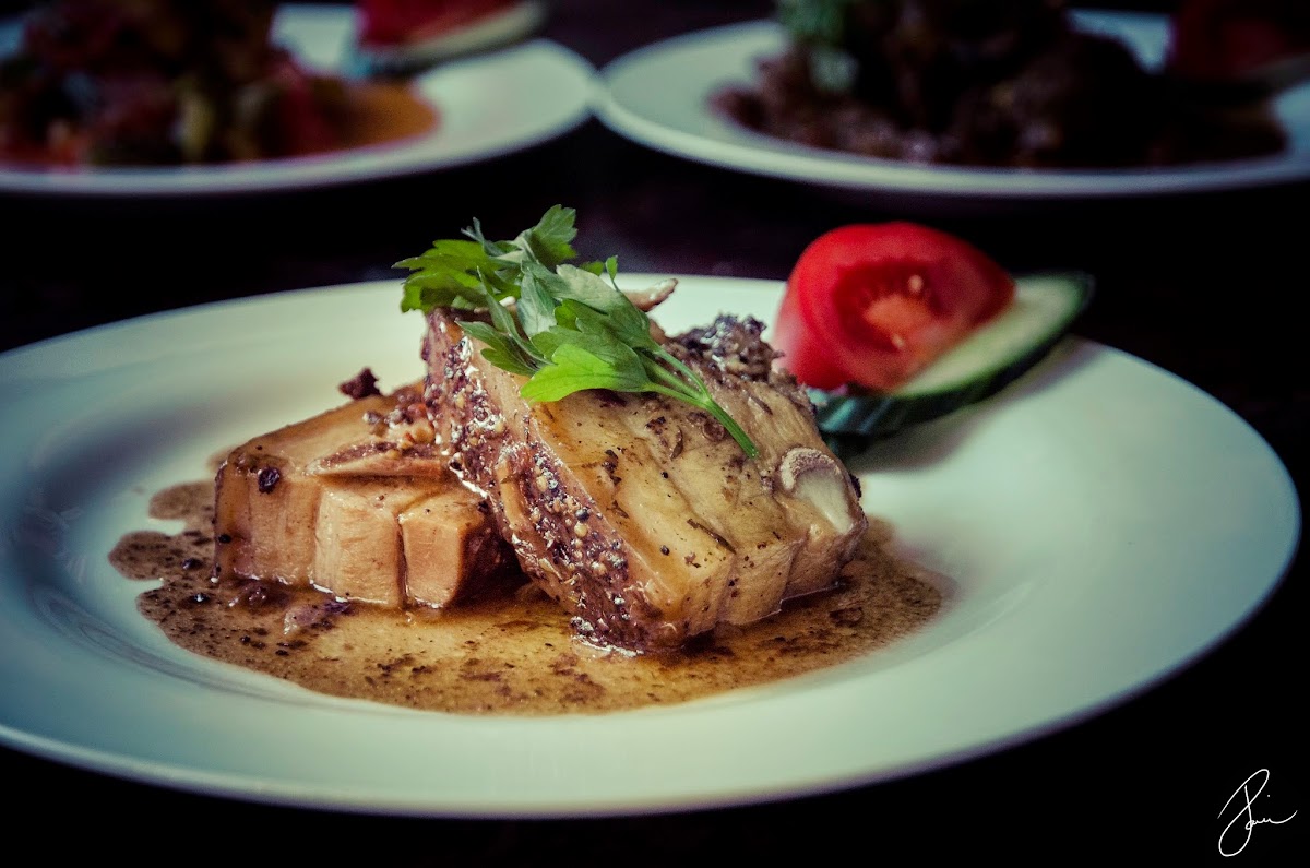 The Bread and Roses Free House — photo 2