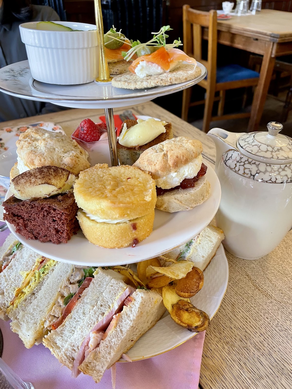 The butterfly and the pig — photo 3