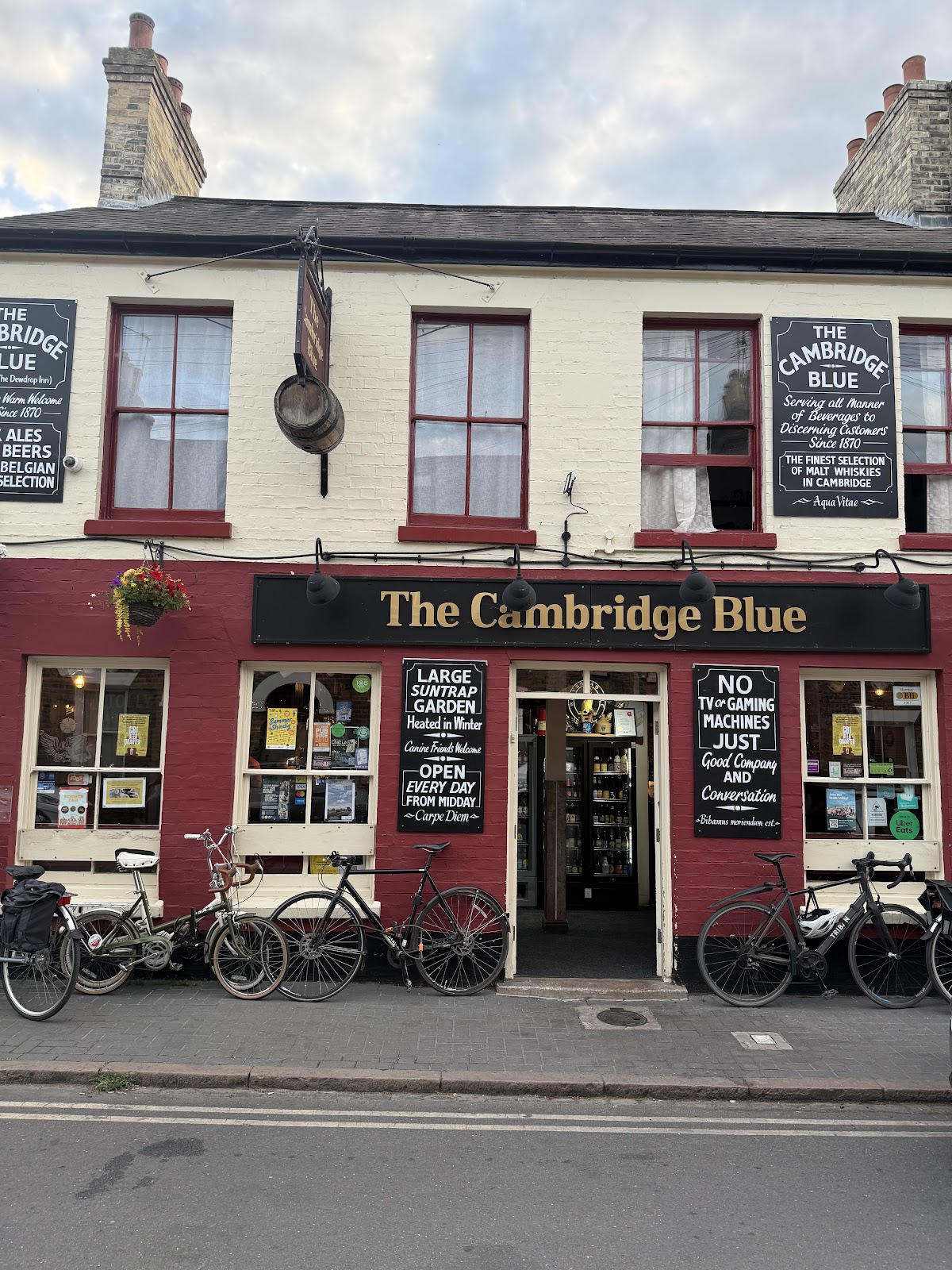 The Cambridge Blue — photo 4
