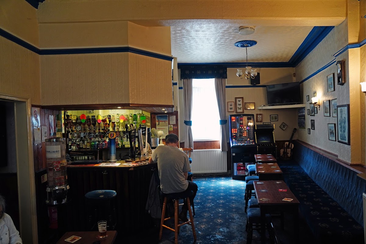 The Cherry Tree — photo 4