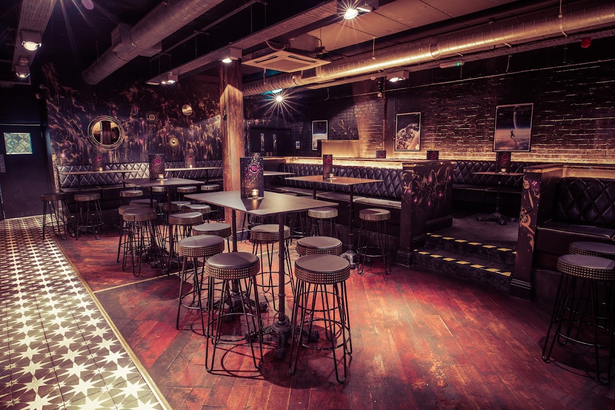 The Cocktail Club - Cocktail Bar in Reading — photo 1