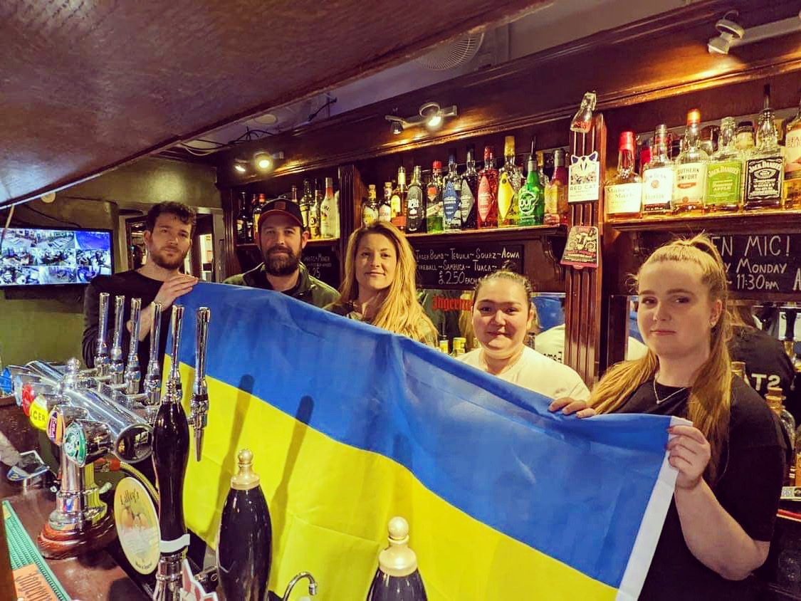 The Cricketers — photo 1