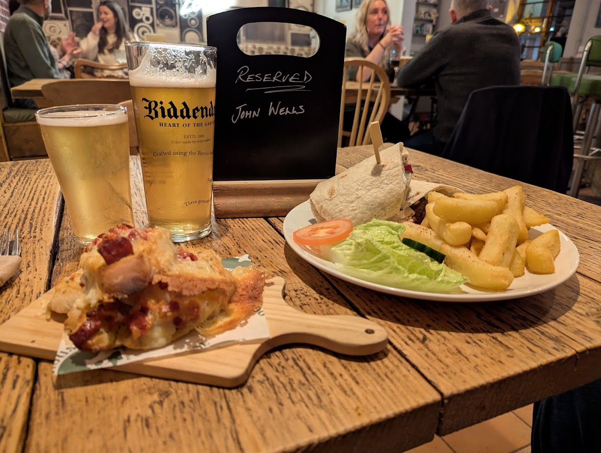 The Dog House Micropub — photo 2