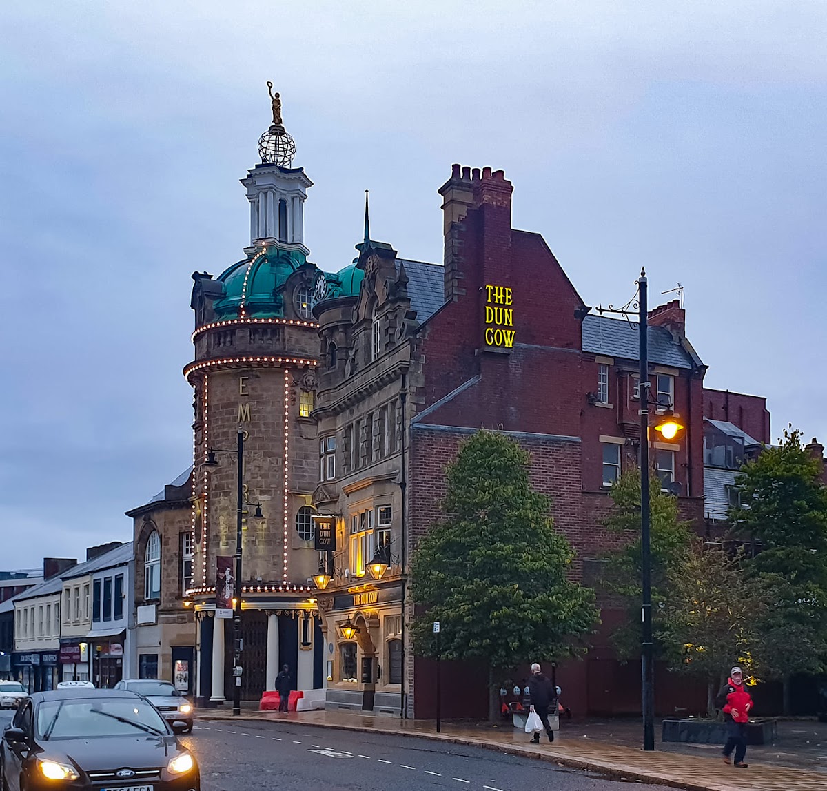 The Dun Cow — photo 4
