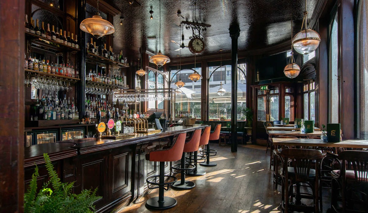 The Elgin — photo 1