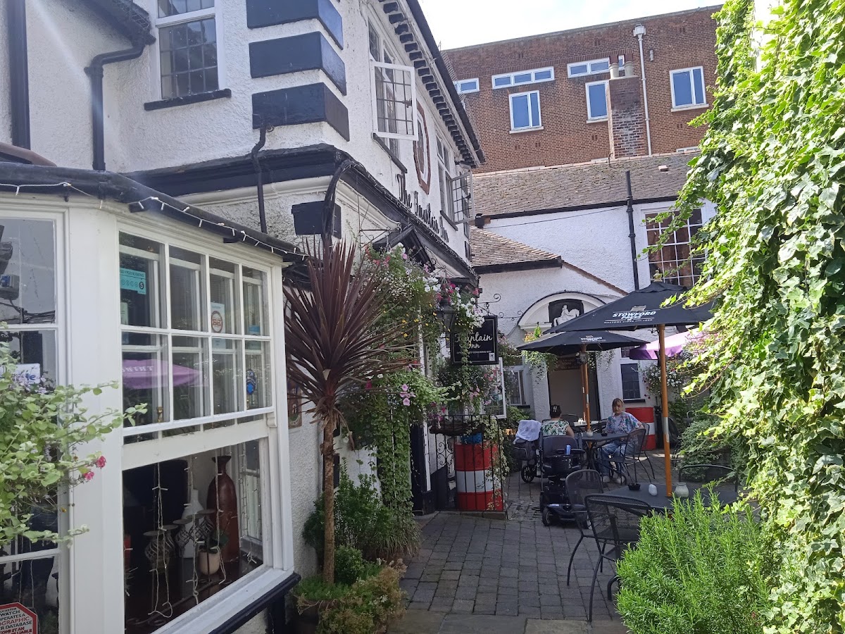 The Fountain Inn — photo 3