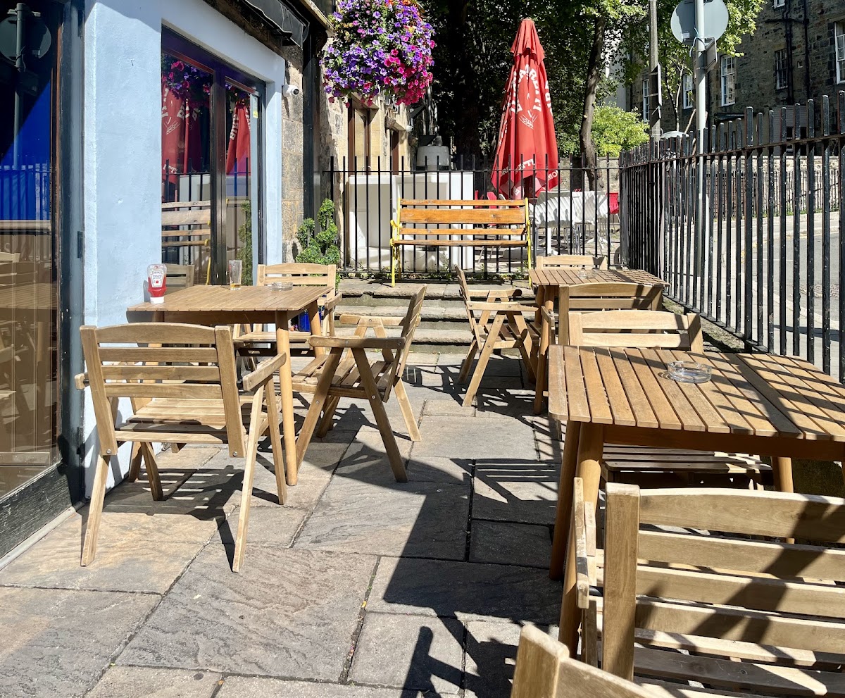 The Fox and Faun — photo 1