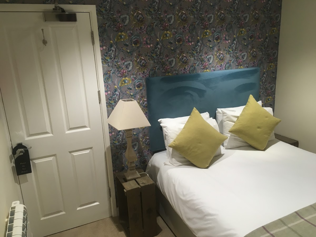 The Fox & Hounds — photo 3