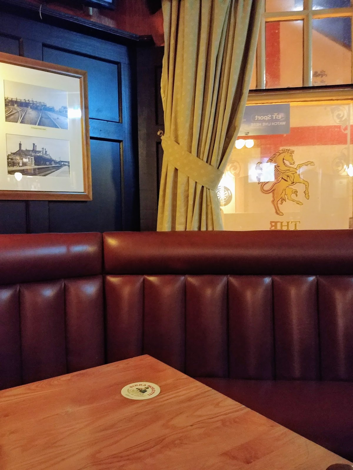 The Golden Horse — photo 1