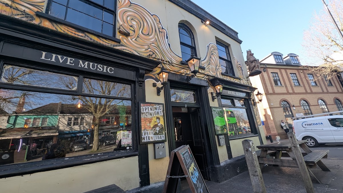 The Golden Lion — photo 1