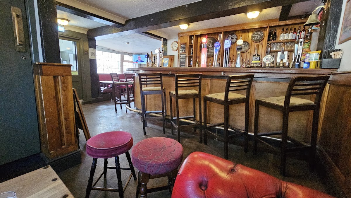 The Golden Lion — photo 4