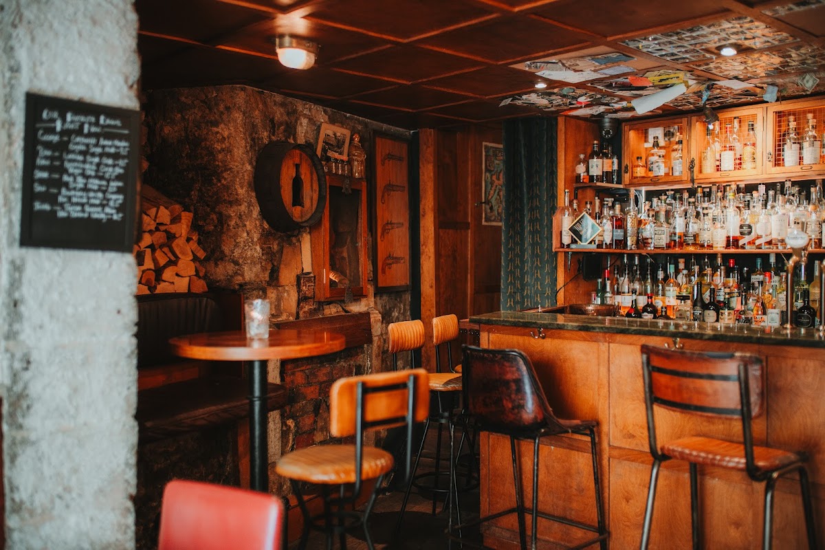 The Hideout — photo 4