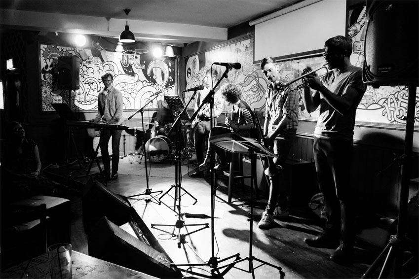 The Indie Lounge — photo 2