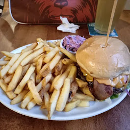 The Lansdowne Pub — photo 2