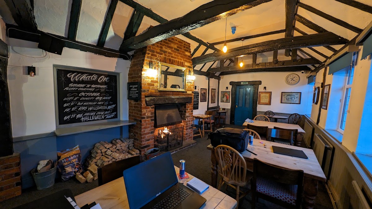 The Lattice Barn Pub — photo 1