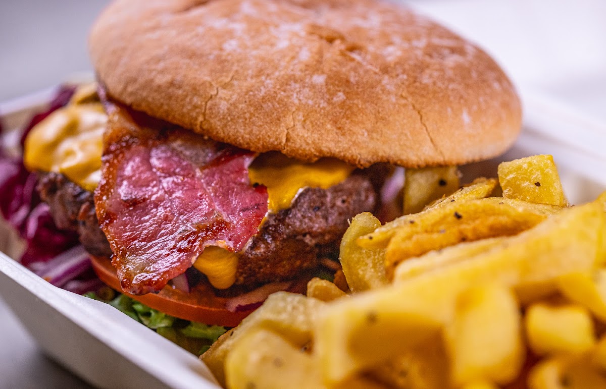 The Live Lounge Cardiff — photo 2