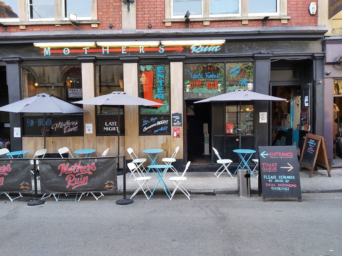 The Mothers' Ruin — photo 1