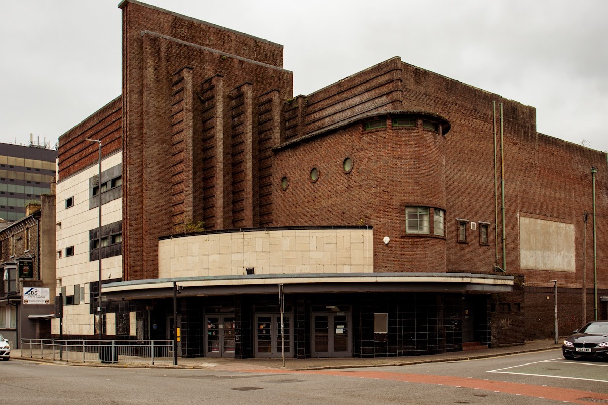 The NEON — photo 3