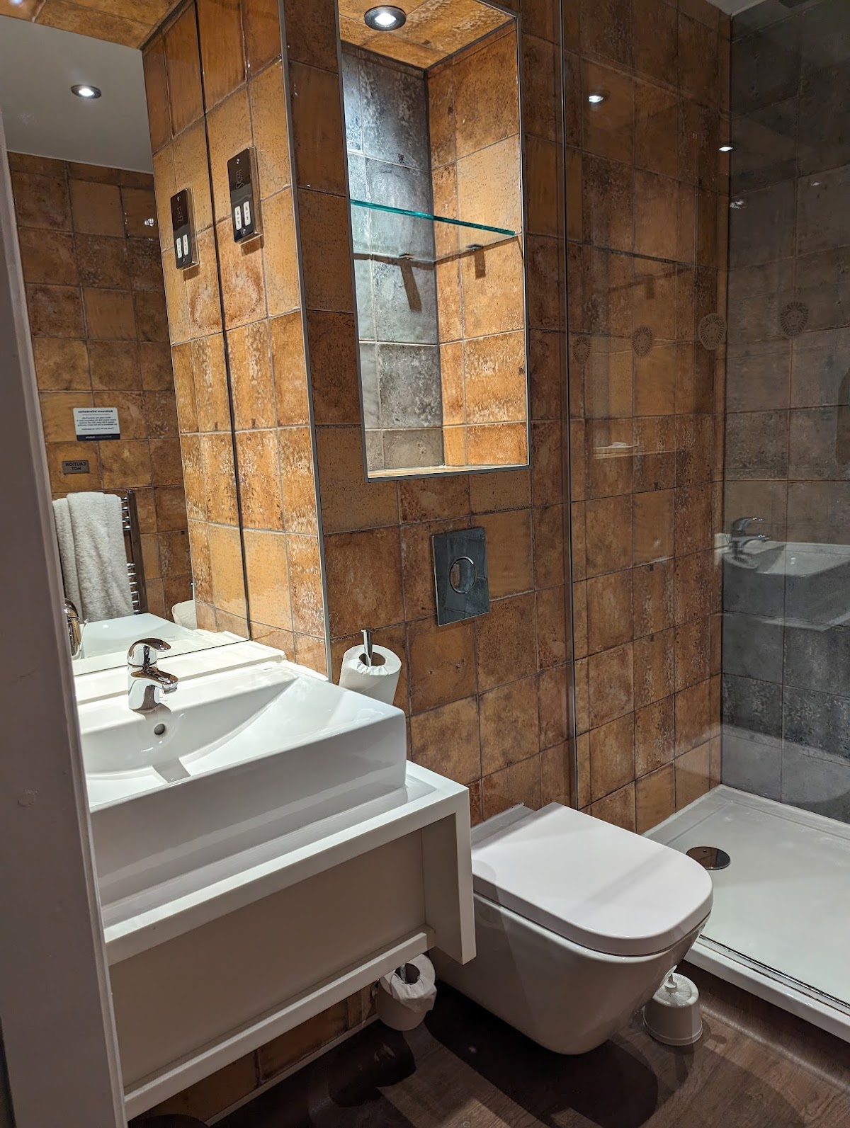 The Red Lion — photo 3