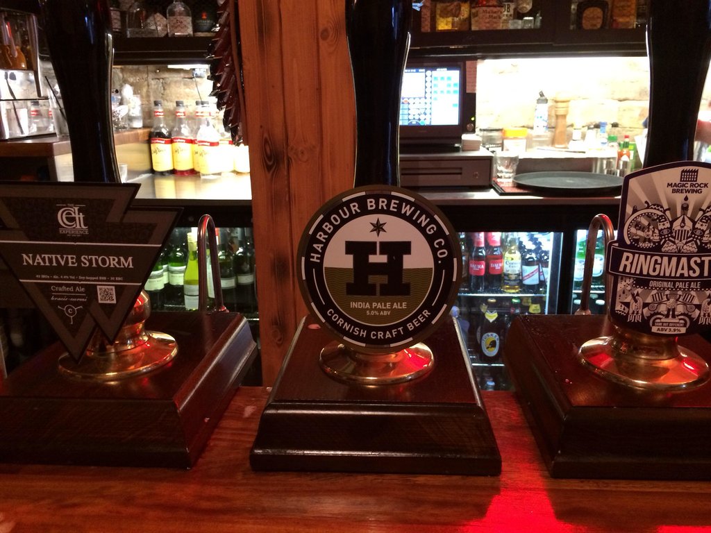 The Safari Lounge — photo 3