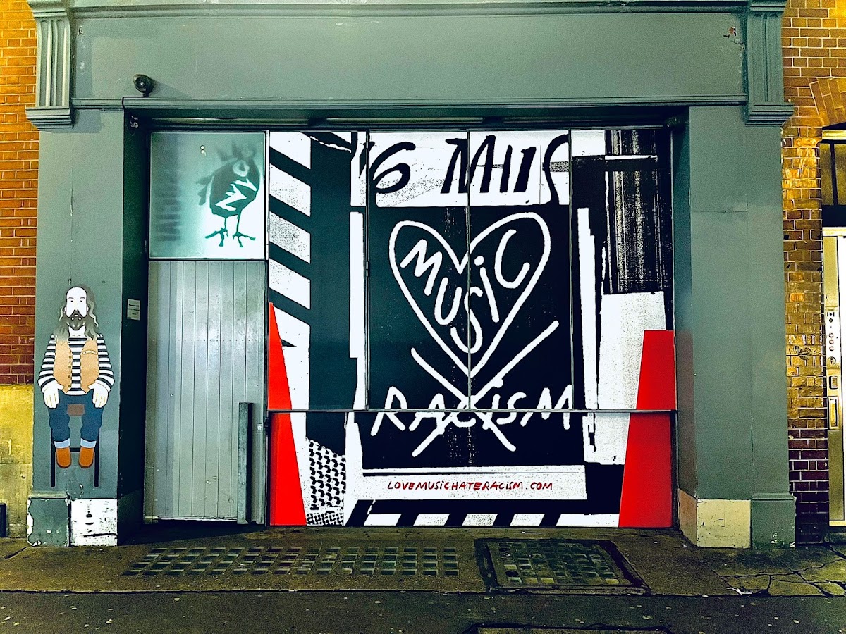 The Social — photo 1