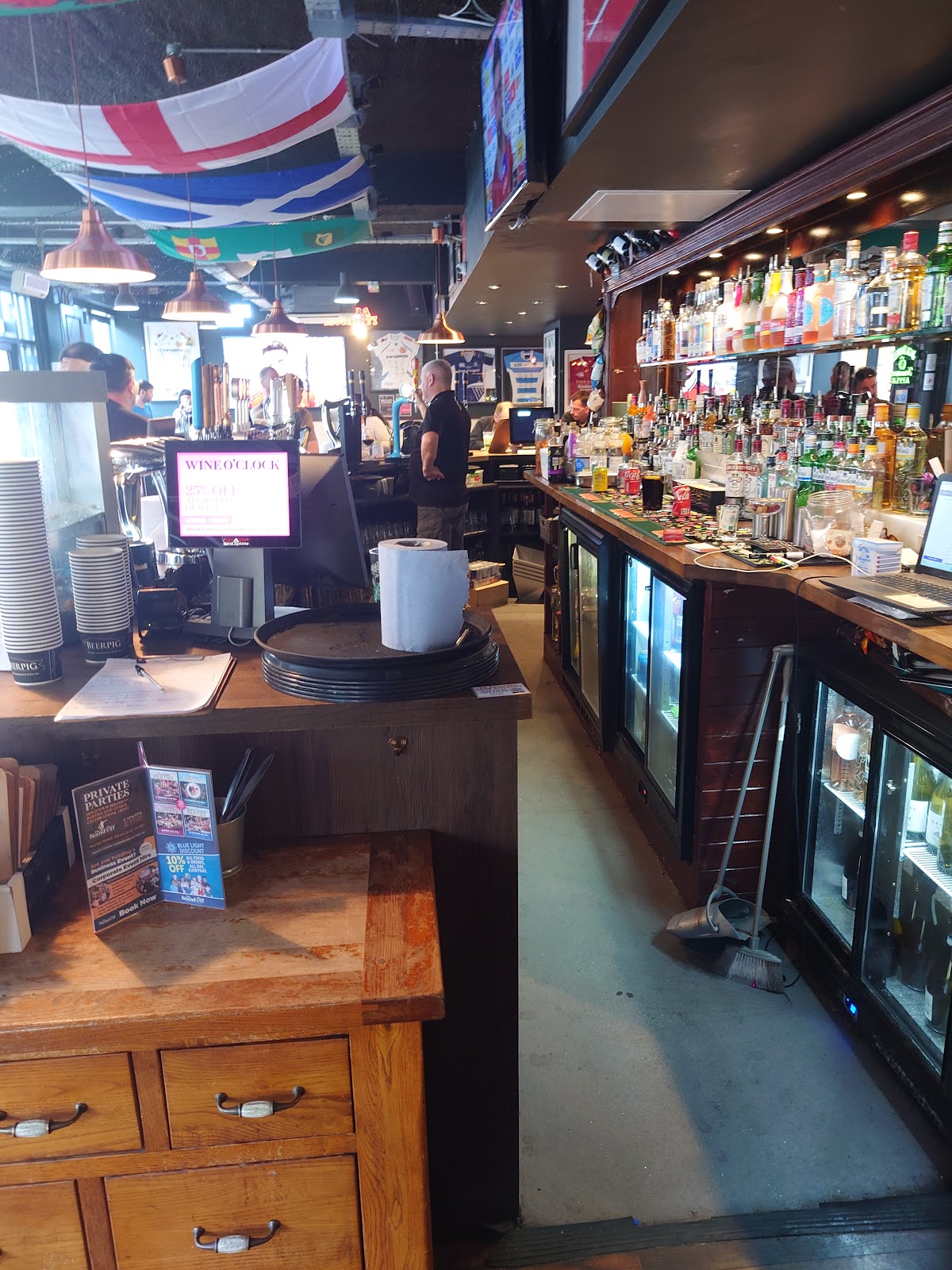 The Stand Off — photo 4