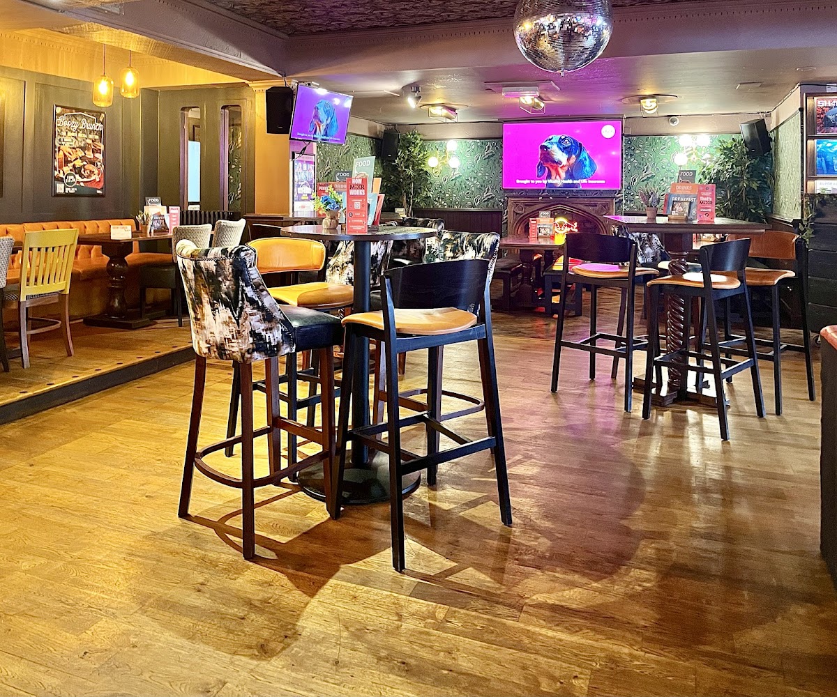 The Triplekirks — photo 1