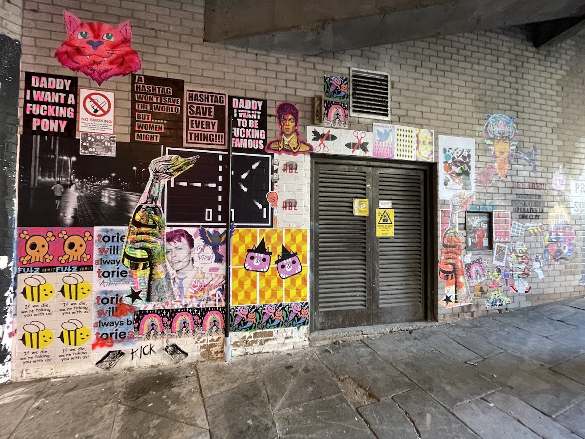 The Tunnels — photo 2