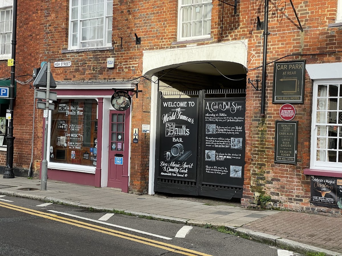 The Vaults Bar — photo 1