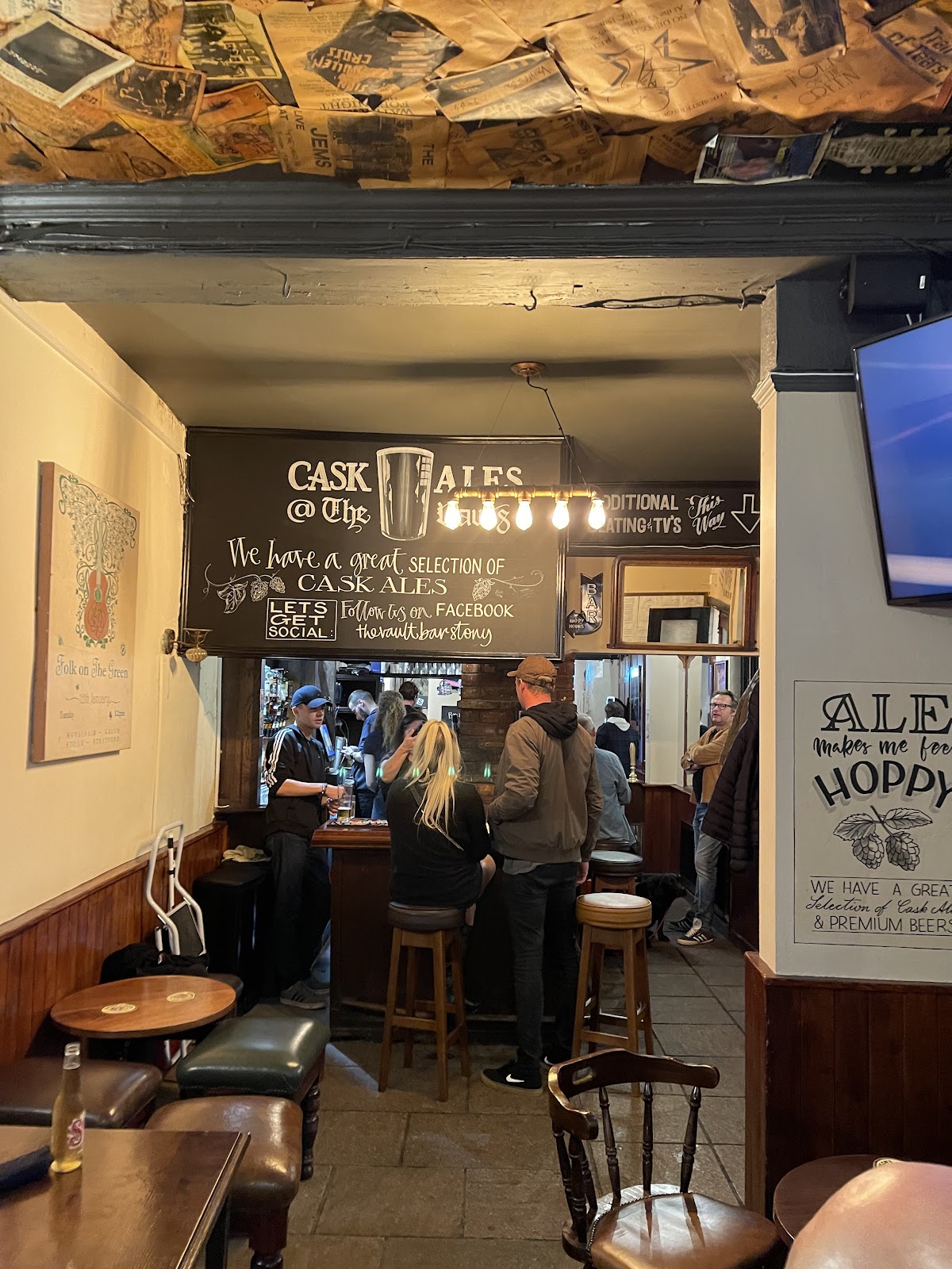 The Vaults Bar — photo 3