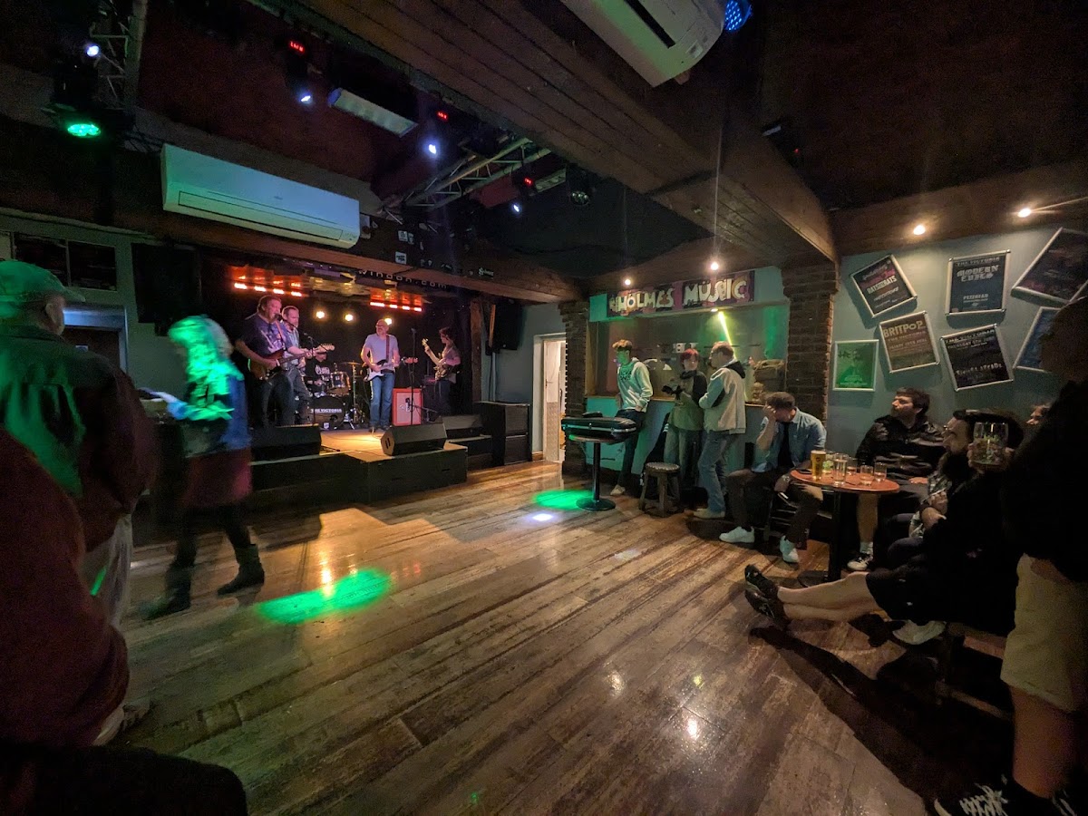 The Victoria — photo 1