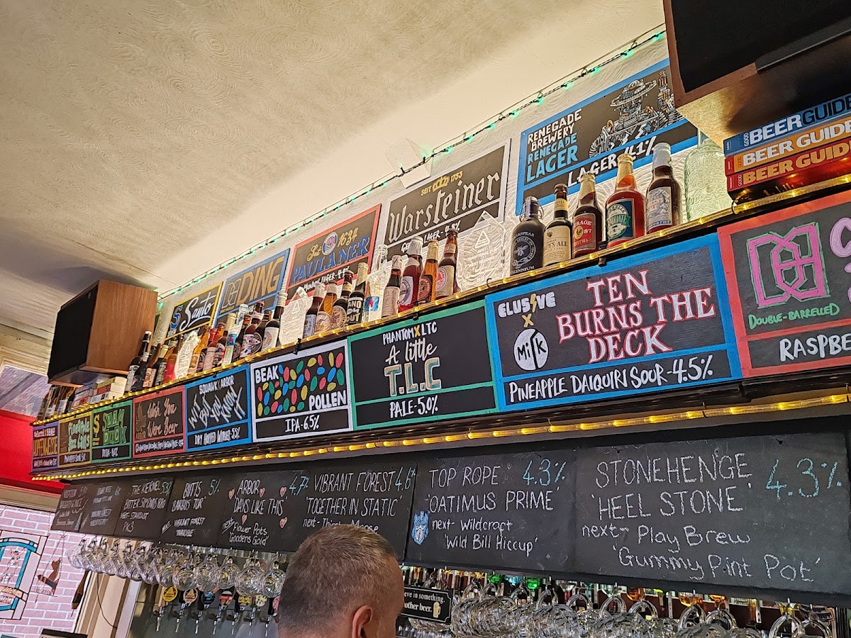 The Victoria — photo 3