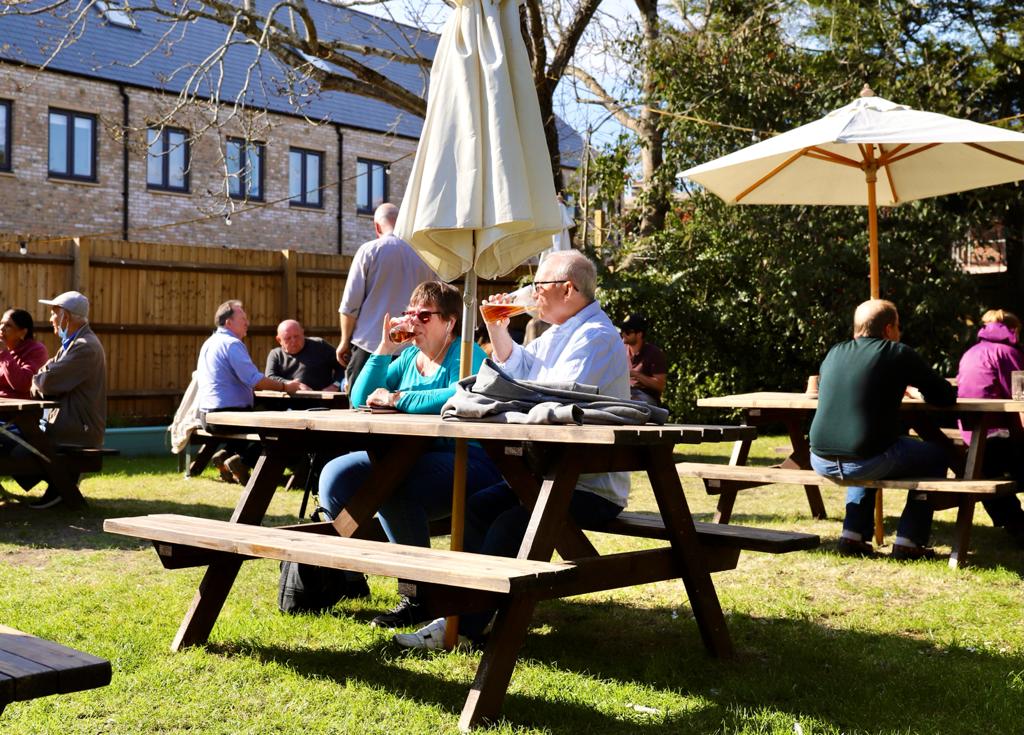 The White Hart, Wolvercote — photo 1