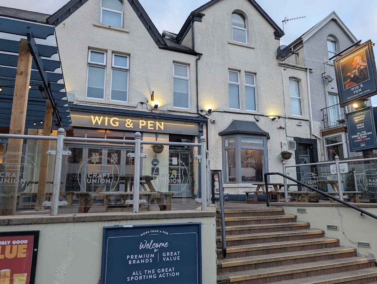 The Wig & Pen — photo 3