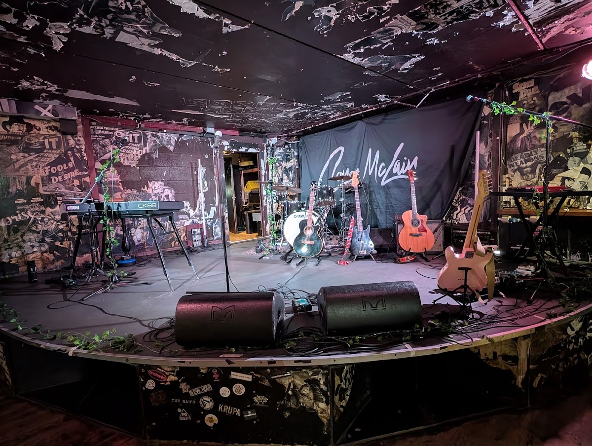 Think Tank? — photo 2