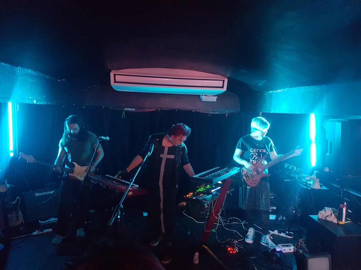 Think Tank? — photo 3