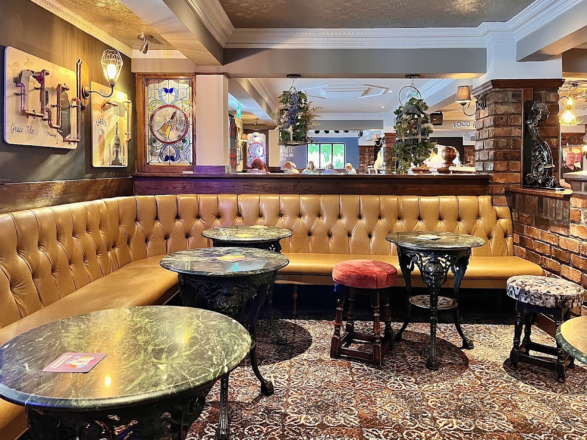 Town Crier — photo 3