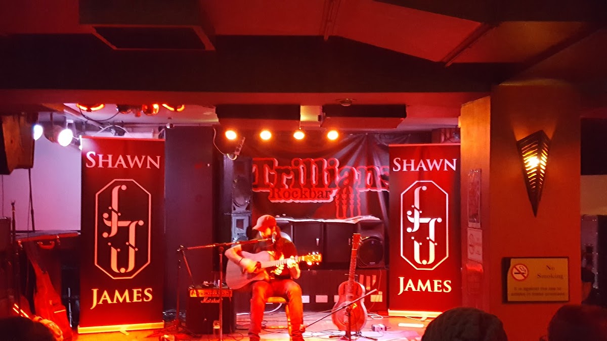 Trillians Rock Bar — photo 1