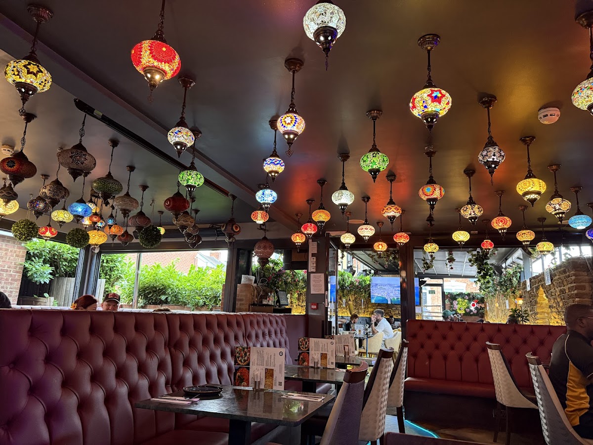 Tuck In Turkish Restaurant — photo 4