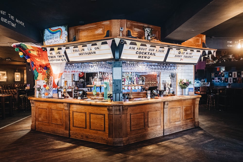 Uplands Tavern — photo 4