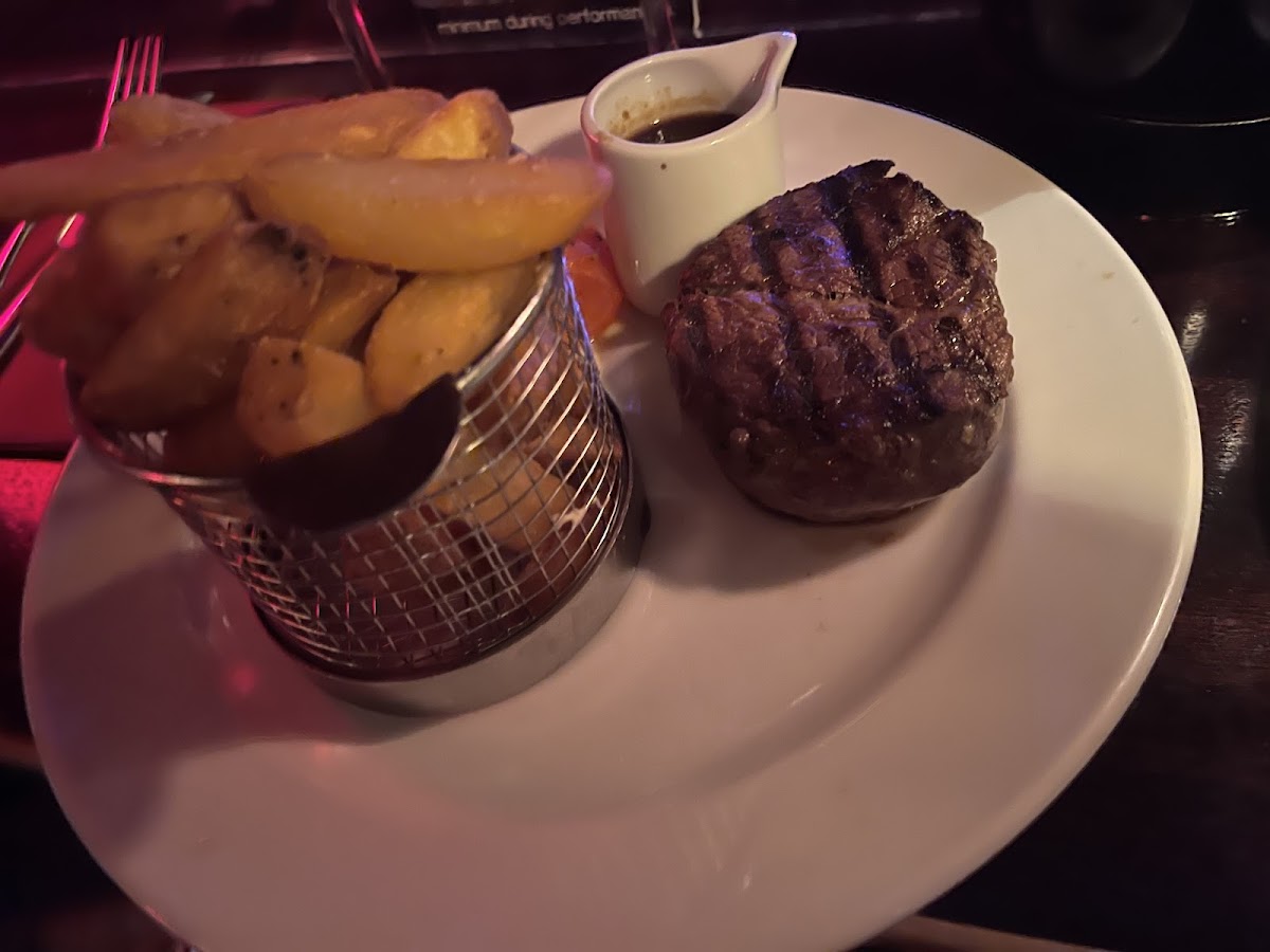 Upstairs at Ronnie's — photo 2